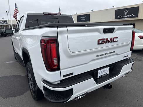 Certified 2023 GMC Sierra 1500 AT4 w/ AT4 Premium Package image 8