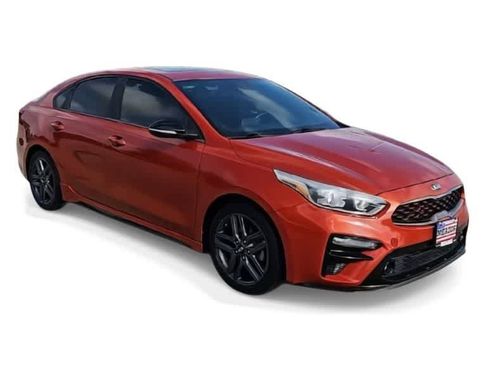 Used 2020 Kia Forte GT-Line w/ GT-Line Premium Package image 2