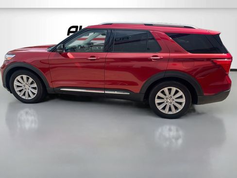 Used 2020 Ford Explorer Limited w/ Class III Trailer Tow Package AWD/4WD image 4