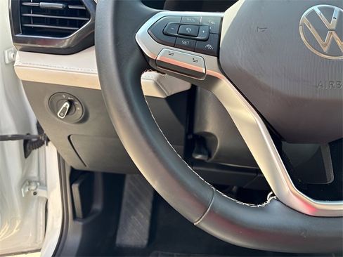 Used 2025 Volkswagen Taos S image 22