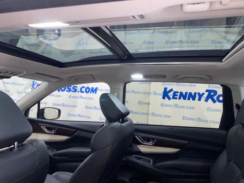Used 2022 Subaru Ascent Touring AWD/4WD image 14