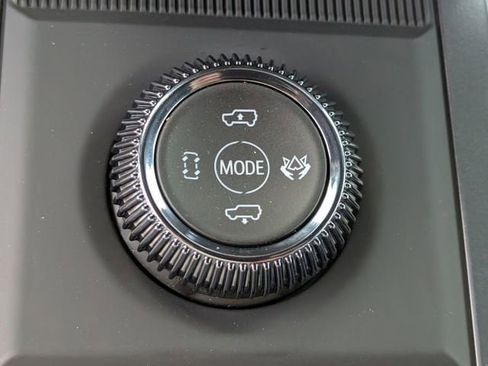 New 2026 GMC Hummer EV SUV AWD/4WD image 15