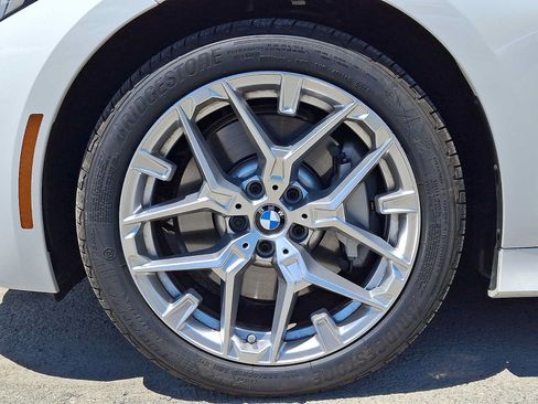 Used 2025 BMW 330i xDrive Sedan w/ Convenience Package AWD/4WD image 8