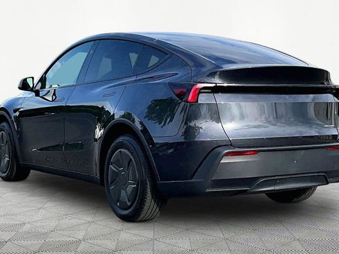 Used 2026 Tesla Model Y Long Range AWD/4WD image 4