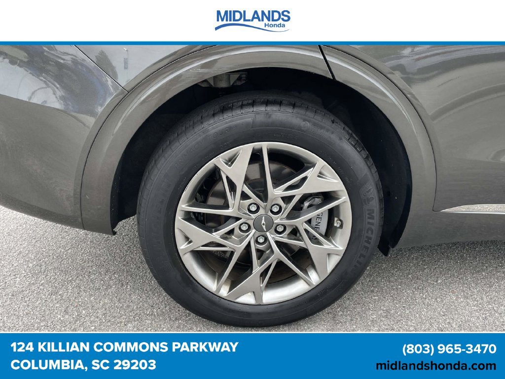 Used 2025 Genesis GV70 2.5T AWD/4WD image 7