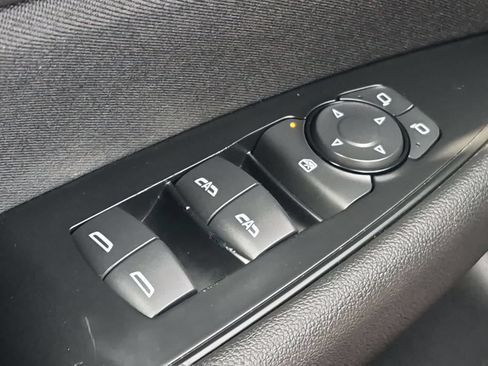 Used 2018 Buick Regal Preferred FWD image 30