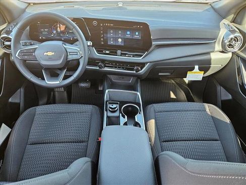 New 2026 Chevrolet Equinox LT image 19