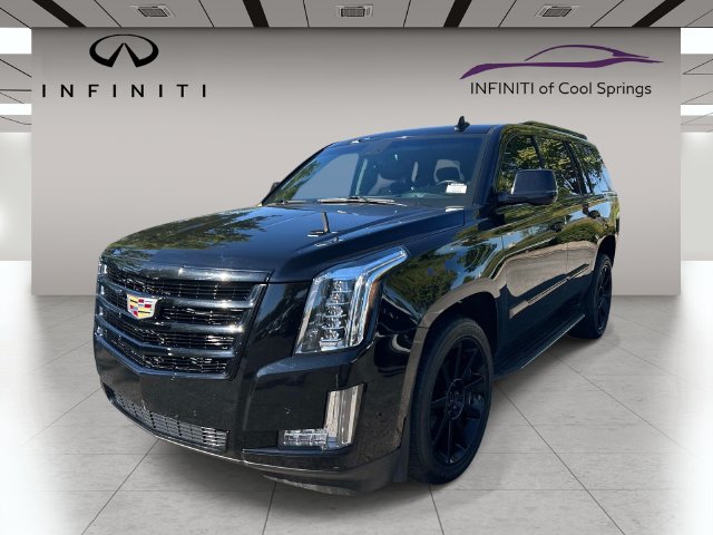 Used 2019 Cadillac Escalade Luxury w/ Escalade Sport Edition AWD/4WD image 3