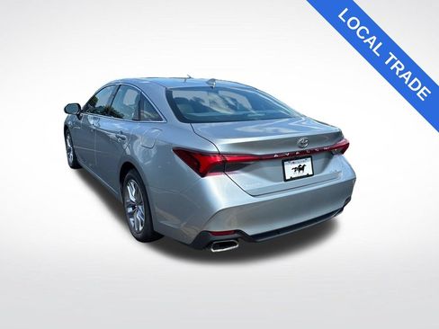 Used 2021 Toyota Avalon XLE w/ Moonroof Package FWD image 5