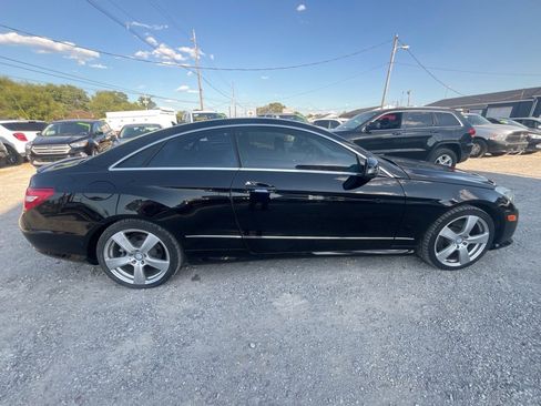 Used 2011 Mercedes-Benz E 550 Coupe image 6