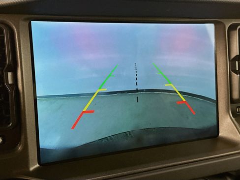 Used 2025 Ford Bronco Big Bend image 23