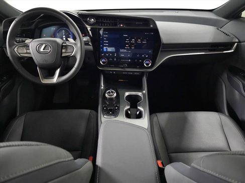 Used 2023 Lexus RZ 450e Premium image 25