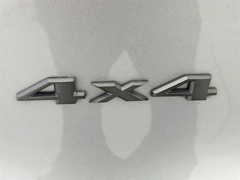 Used 2019 Jeep Cherokee Trailhawk w/ Comfort & Convenience Group image 30