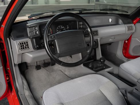 Used 1993 Ford Mustang Cobra RWD image 31