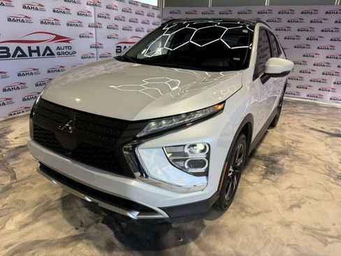 Used 2025 Mitsubishi Eclipse Cross SE image 2