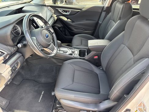 Used 2020 Subaru Forester Premium AWD/4WD image 14