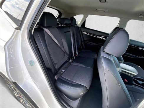 Used 2021 Kia Seltos S image 29