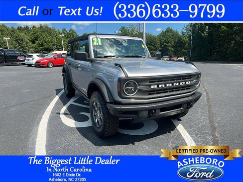 Used 2021 Ford Bronco Black Diamond image 1