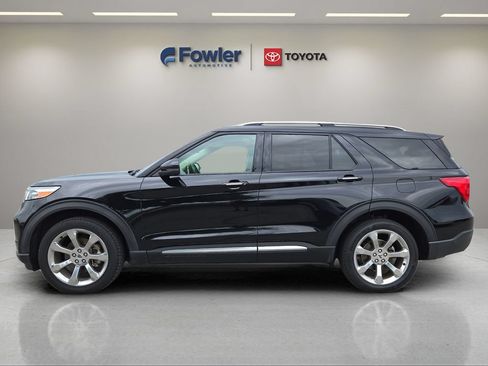 Used 2020 Ford Explorer Platinum w/ Premium Technology Package AWD/4WD image 4