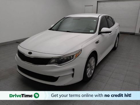 Used 2018 Kia Optima LX w/ 17" Alloy Wheels Package FWD image 1