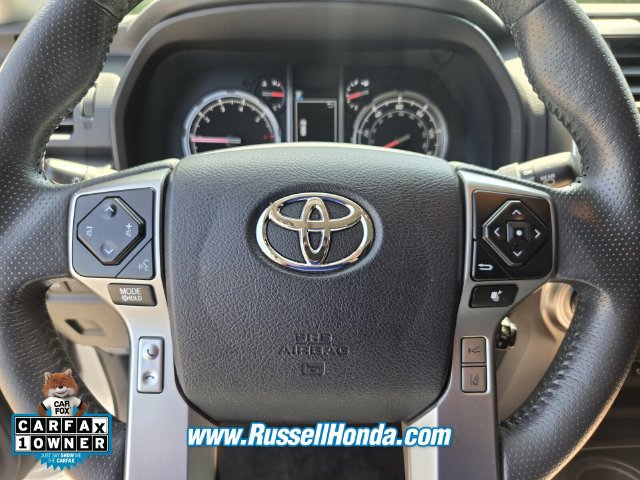 Used 2022 Toyota 4Runner Limited AWD/4WD image 22