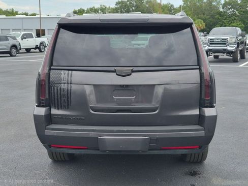 Used 2018 Cadillac Escalade ESV Luxury RWD image 6