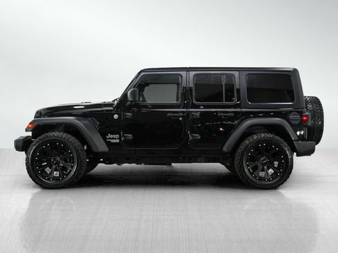 Used 2019 Jeep Wrangler Unlimited Sport S image 2