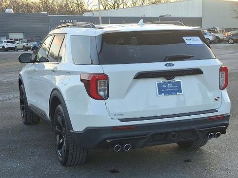 Certified 2020 Ford Explorer ST w/ ST Street Pack image 4
