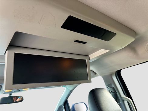 Used 2016 Toyota Sienna SE Premium image 28