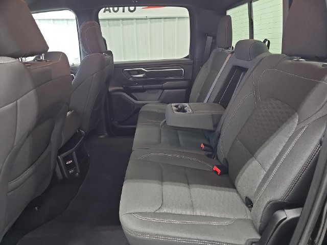 Used 2025 RAM 1500 Big Horn AWD/4WD image 32