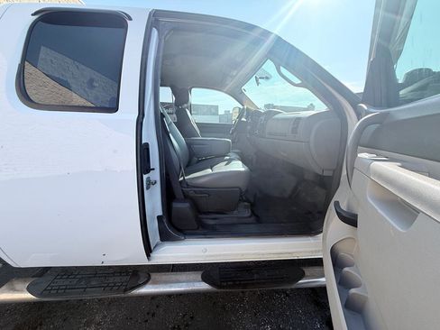 Used 2013 Chevrolet Silverado 2500 W/T image 10