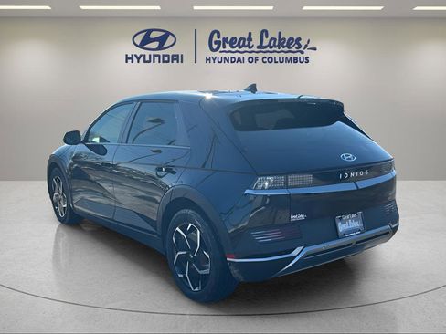 Used 2024 Hyundai Ioniq 5 SEL image 3