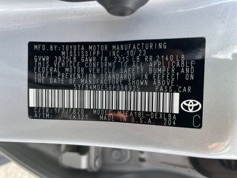 Used 2024 Toyota Corolla LE FWD image 28