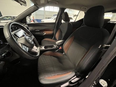 Used 2024 Nissan Kicks SR image 21