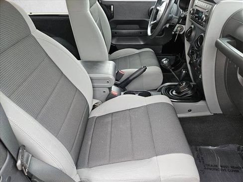 Used 2007 Jeep Wrangler X image 17