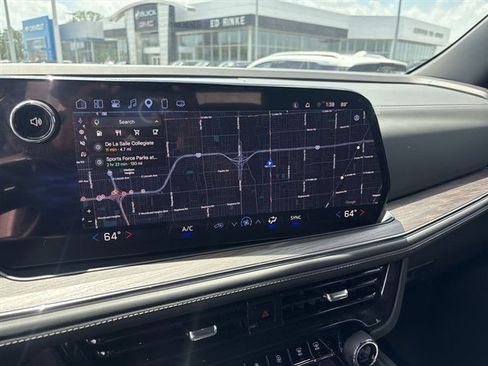 Certified 2025 Chevrolet Suburban LS AWD/4WD image 14