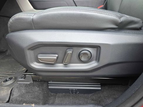 Used 2025 Toyota Tundra Limited w/ TRD Off-Road Package image 25