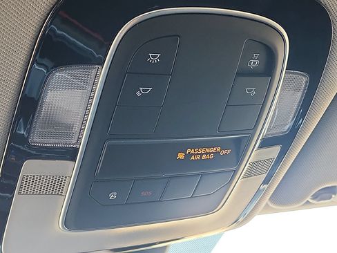Used 2021 Hyundai Santa Fe SEL w/ Cargo Package AWD/4WD image 15