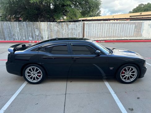 Used 2010 Dodge Charger SRT8 w/ SRT Option Group II image 8
