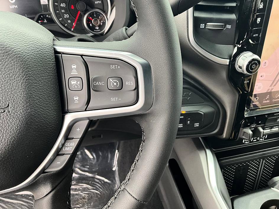 New 2027 RAM 3500 Big Horn AWD/4WD image 31