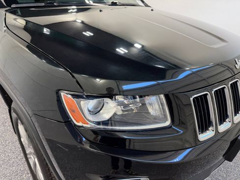 Used 2014 Jeep Grand Cherokee Limited w/ Trailer Tow Group IV AWD/4WD image 18