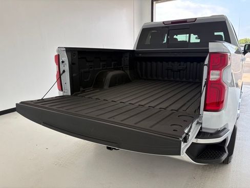 Used 2026 Chevrolet Silverado 1500 LTZ w/ LTZ Convenience Package II AWD/4WD image 47