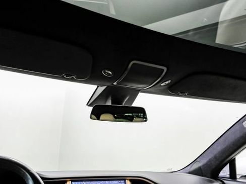Used 2021 Tesla Model S Performance AWD/4WD image 25