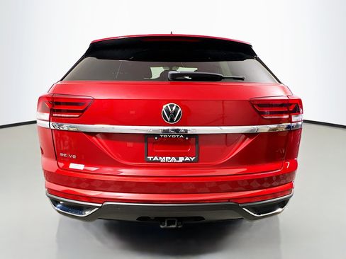 Used 2021 Volkswagen Atlas Cross Sport SE FWD image 6