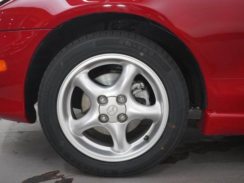 Used 2002 MAZDA MX-5 Miata SE RWD image 19