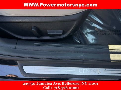 Used 2023 Genesis G70 2.0T image 16