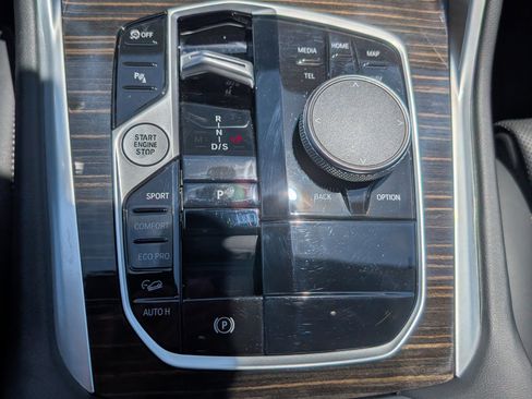 Used 2024 BMW X6 xDrive40i w/ Premium Package image 29