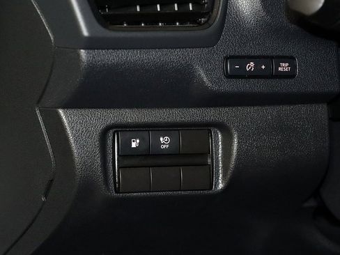 Used 2019 Nissan Leaf SV image 24