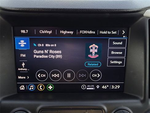 Used 2024 GMC Terrain SLT image 19