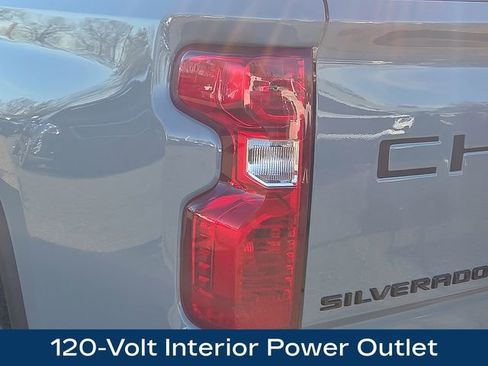 Used 2024 Chevrolet Silverado 2500 Custom w/ Custom Value Package image 14